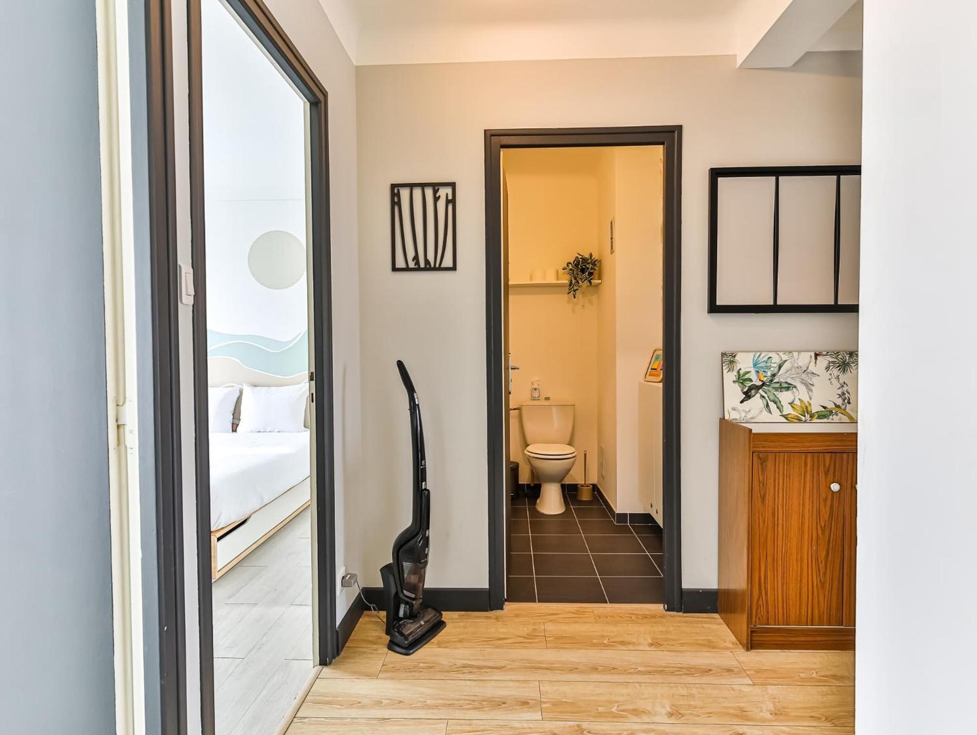 Appartement Cocooning Proche Centre Ville Et Gare 莱萨布勒-多洛讷 外观 照片
