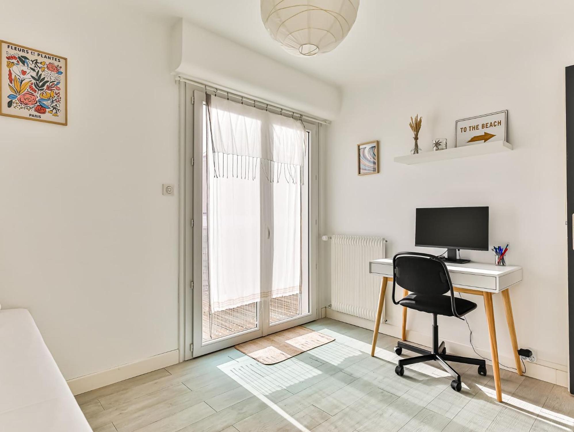 Appartement Cocooning Proche Centre Ville Et Gare 莱萨布勒-多洛讷 外观 照片