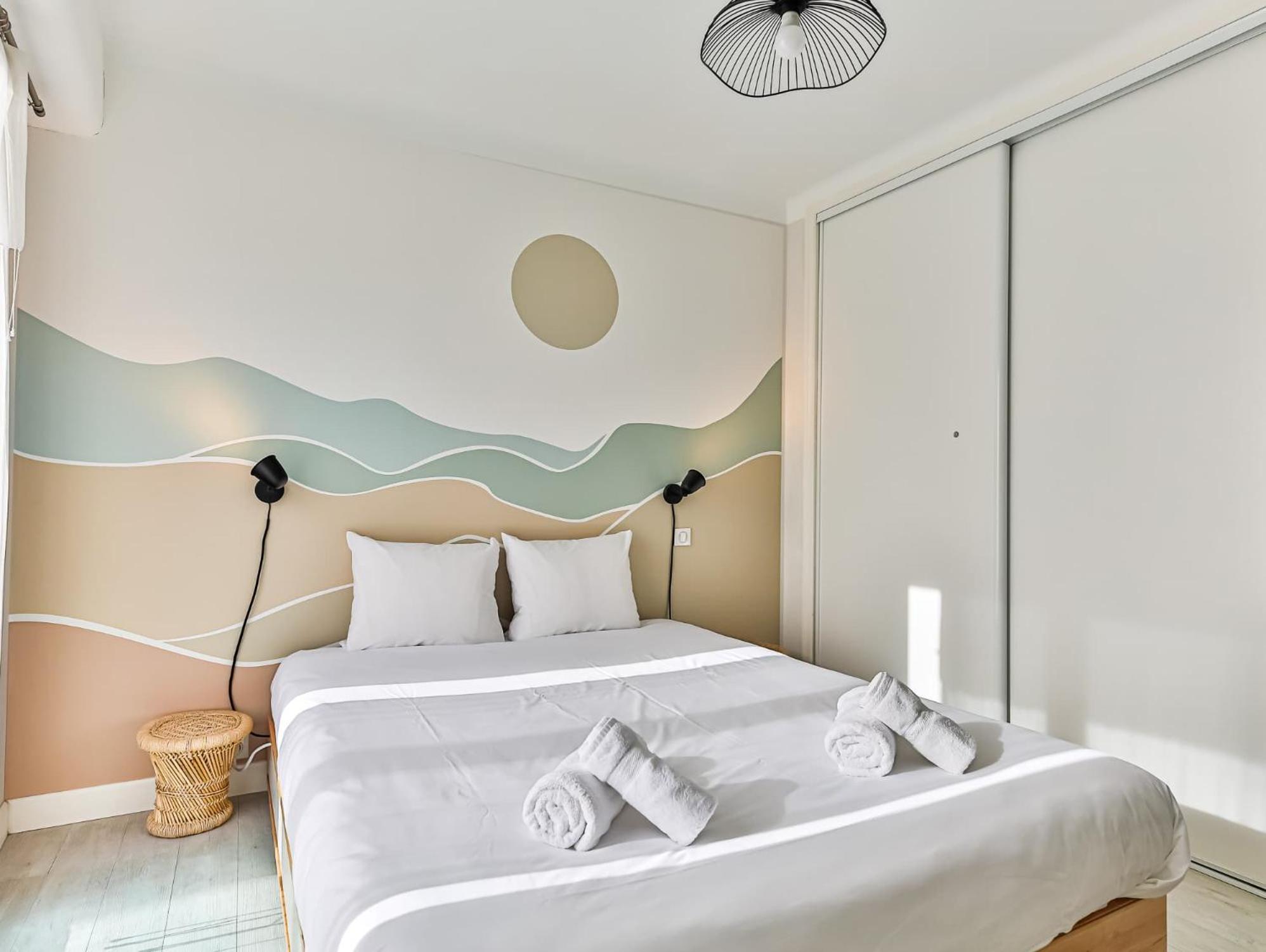 Appartement Cocooning Proche Centre Ville Et Gare 莱萨布勒-多洛讷 外观 照片