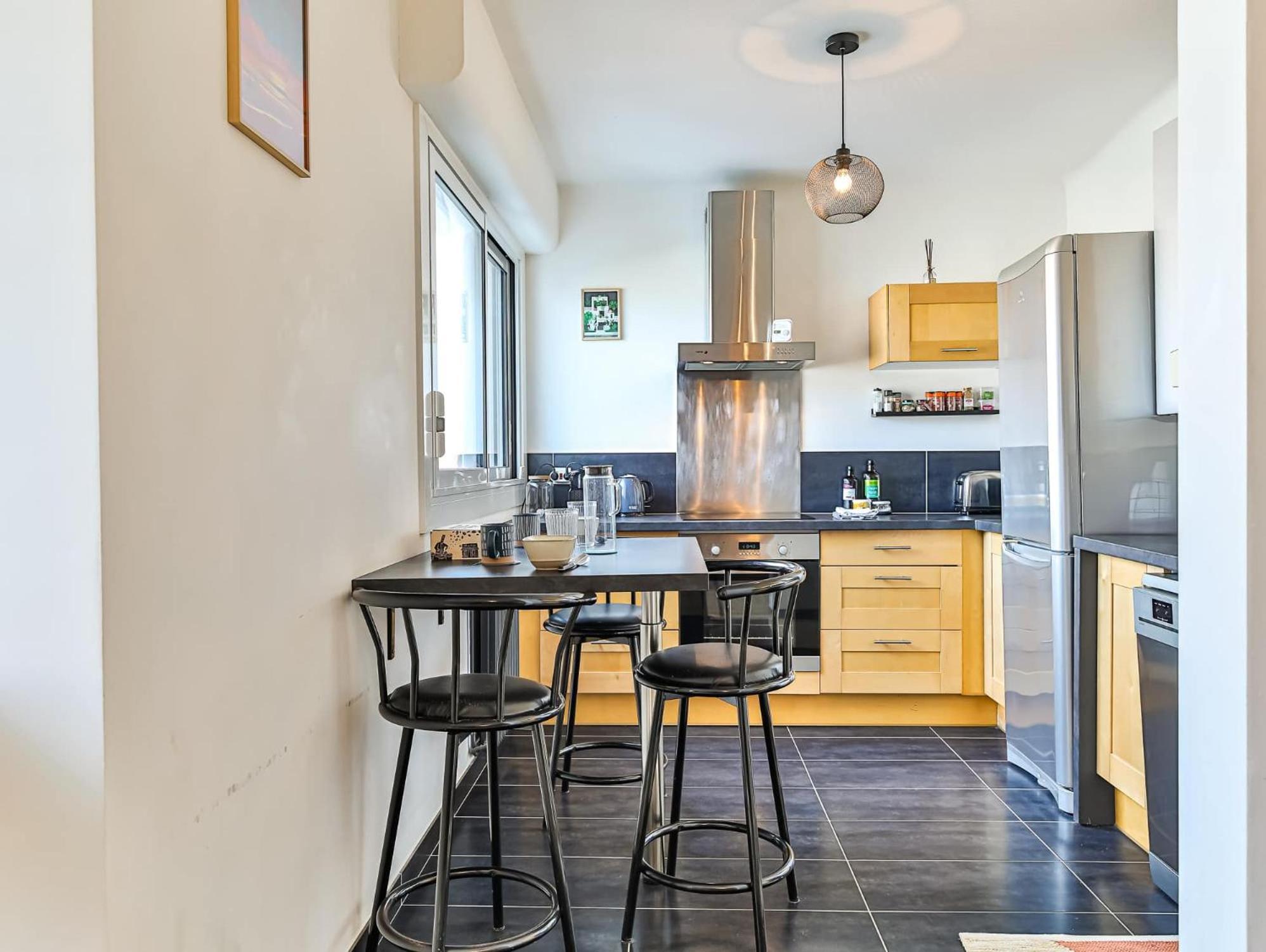 Appartement Cocooning Proche Centre Ville Et Gare 莱萨布勒-多洛讷 外观 照片