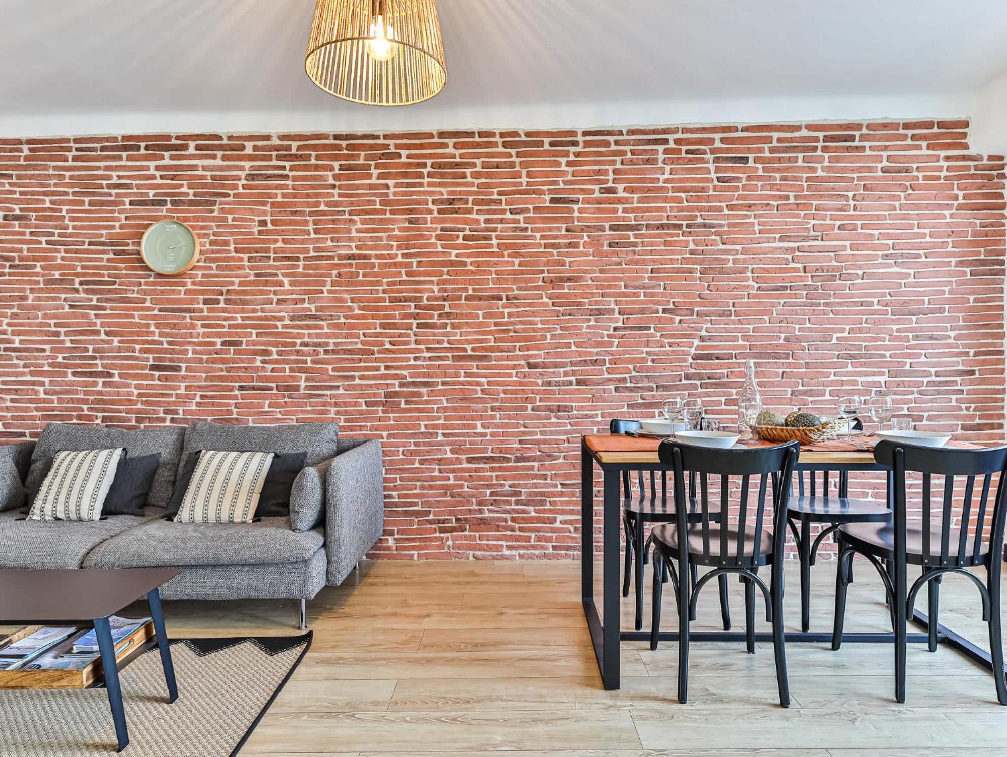 Appartement Cocooning Proche Centre Ville Et Gare 莱萨布勒-多洛讷 外观 照片